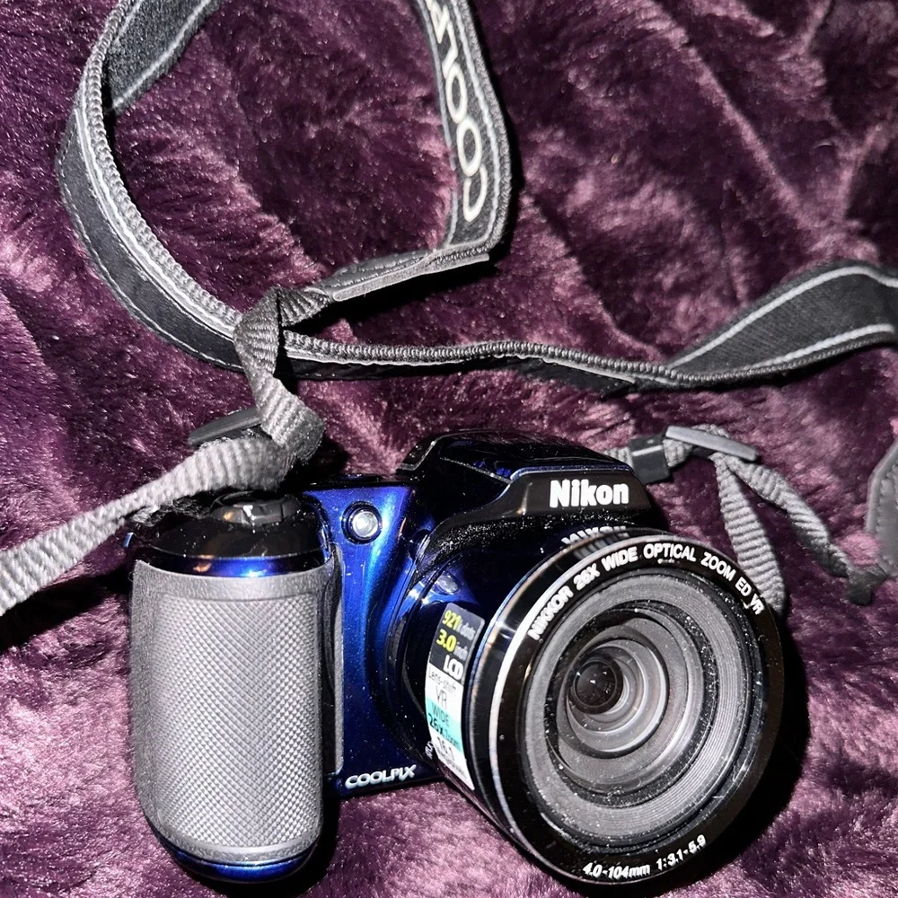 Nikon Coolpix L810 Digital Camera